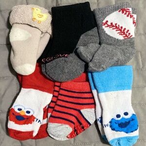 🔴2/$10 SALE🔴 6pk of Infant Socks Never Worn